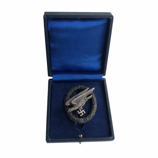 WW2 Luftwaffe Paratroopers Badge by G.H.Osang - Cased