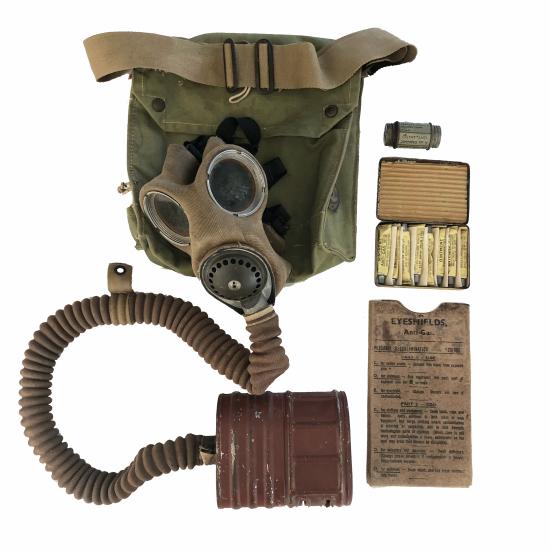 WW2 Early Canvas Respirator with Haversack