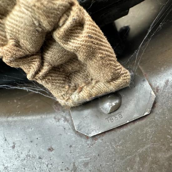 WW2 Early Mk.II Helmet - 43rd (Wessex) Division - 1938.